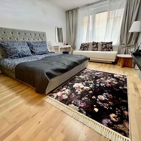 Old Town Vienna Three #3 Apartment Bagian luar foto